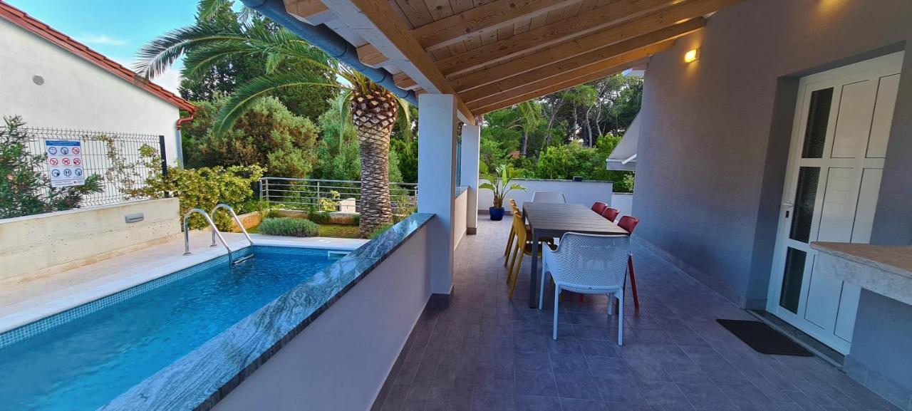 Villa Artaturi Mali Lošinj Buitenkant foto