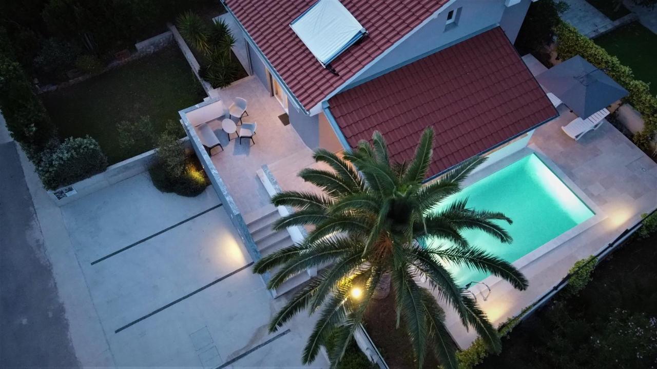 Villa Artaturi Mali Lošinj Buitenkant foto