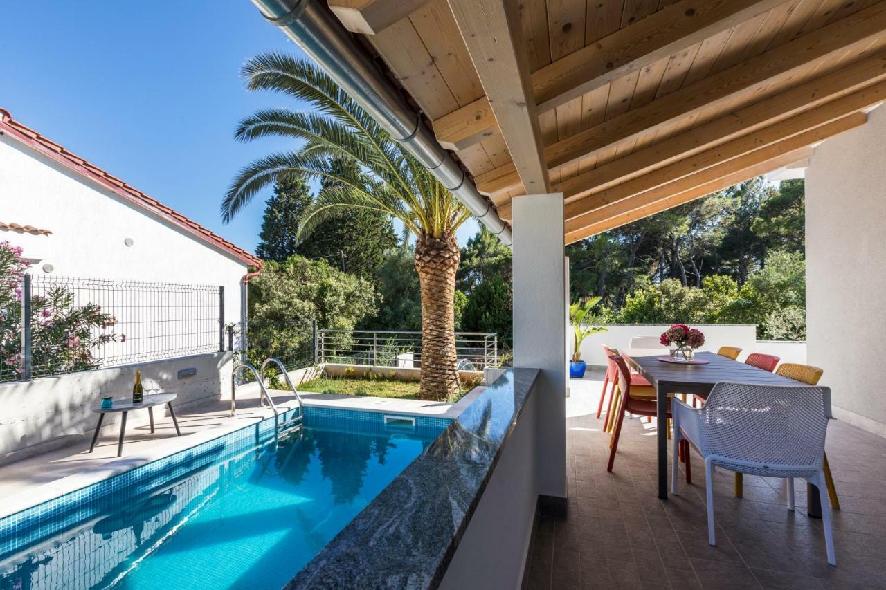 Villa Artaturi Mali Lošinj Buitenkant foto