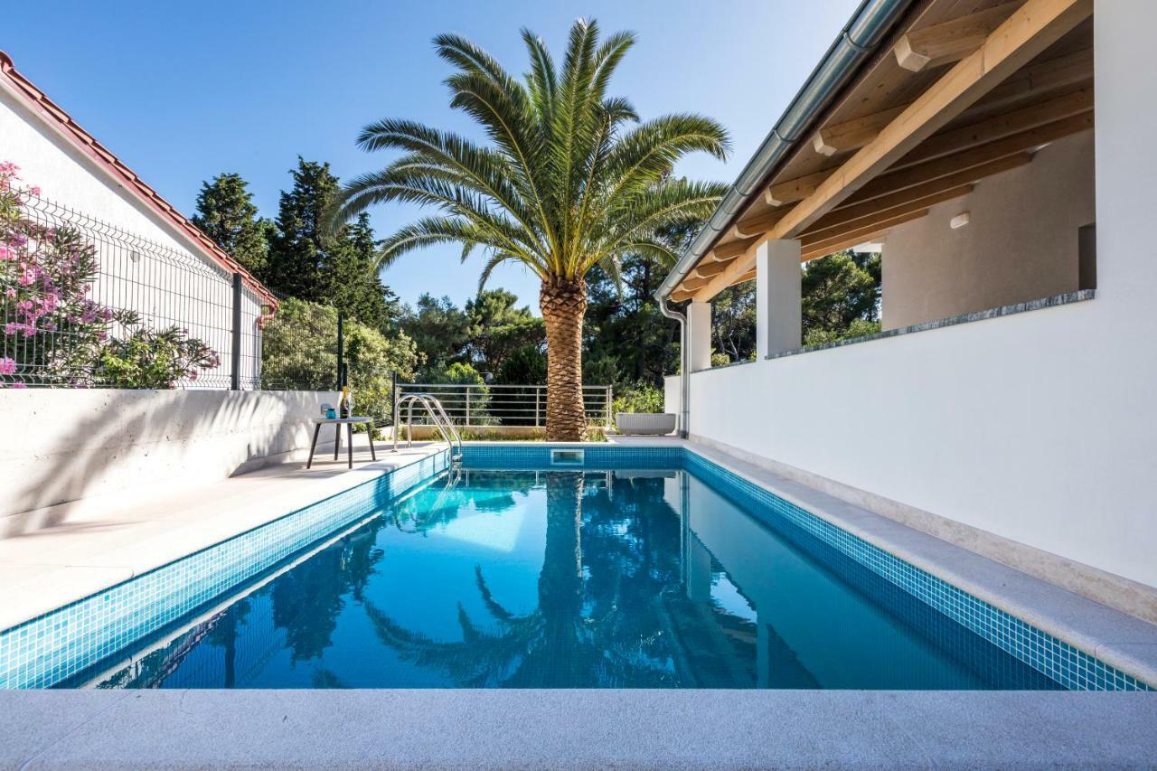 Villa Artaturi Mali Lošinj Buitenkant foto